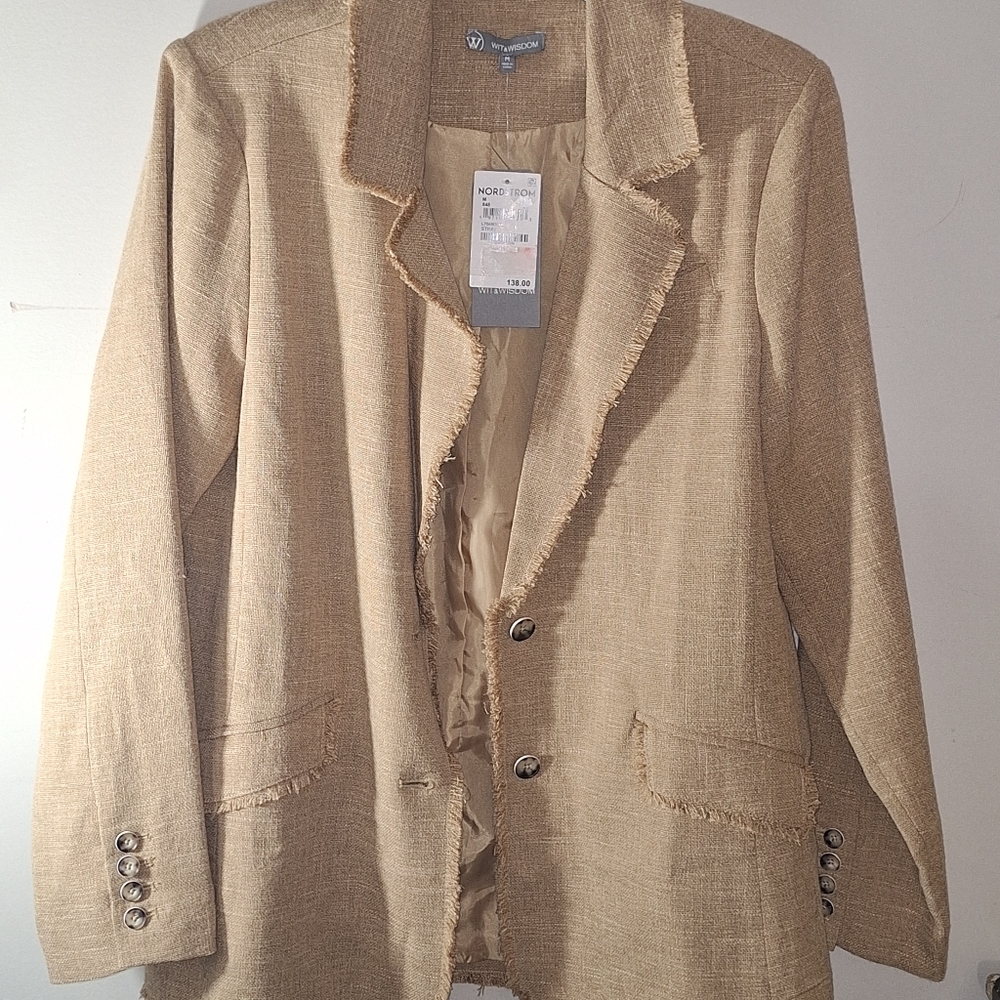 Raw Hem  blazer - Picture 6 of 6